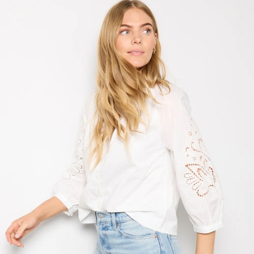 Evereve White Eyelet Sleeve Button-Up Blouse